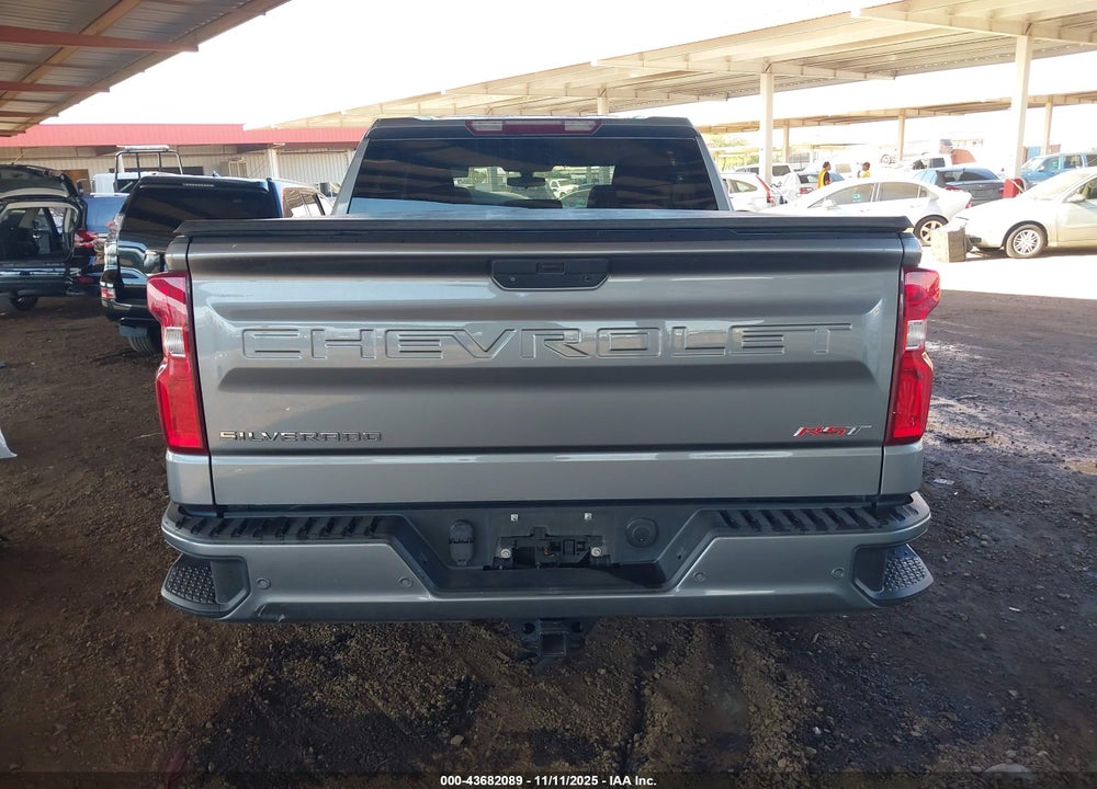 2020 CHEVROLET SILVERADO 1500 4WD SHORT BED RST VIN: 3GCUYEED5LG299004