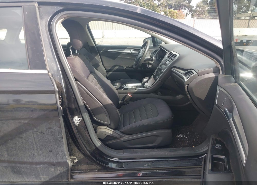 2014 FORD FUSION SE VIN: 3FA6P0HD0ER284272