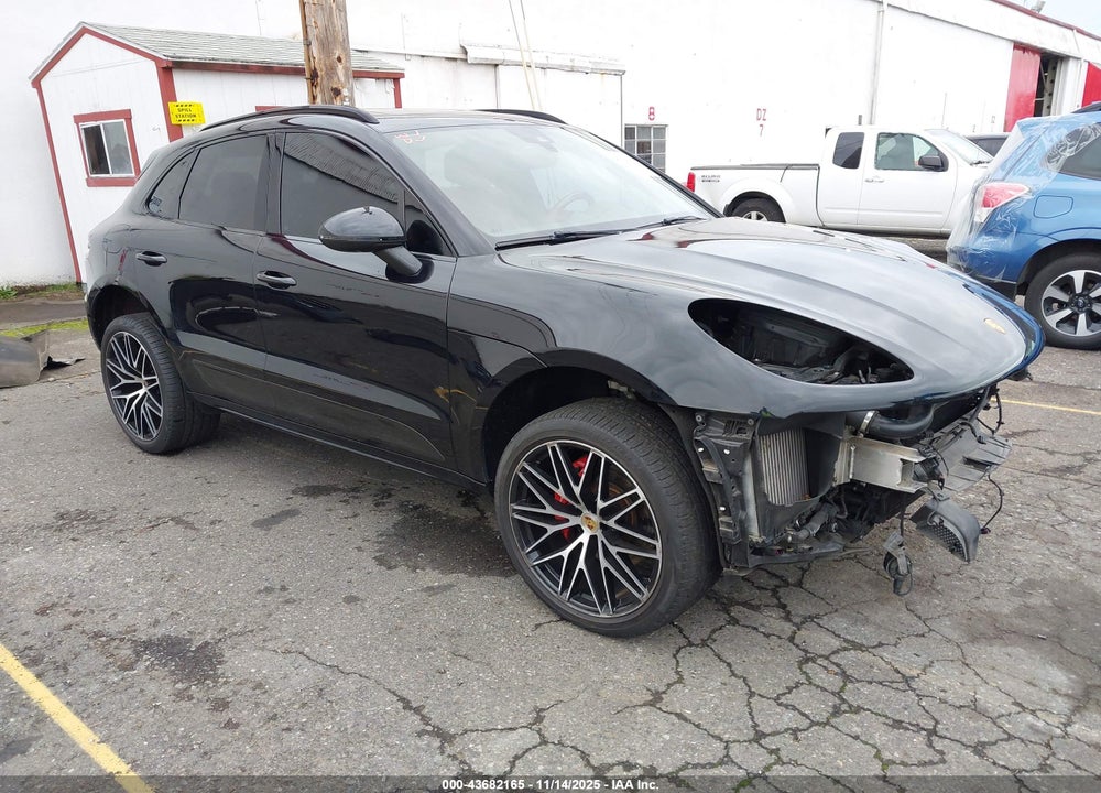 2016 PORSCHE MACAN VIN: WP1AF2A53GLB94135