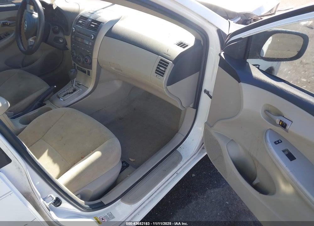 2011 TOYOTA COROLLA LE VIN: 2T1BU4EE9BC681860