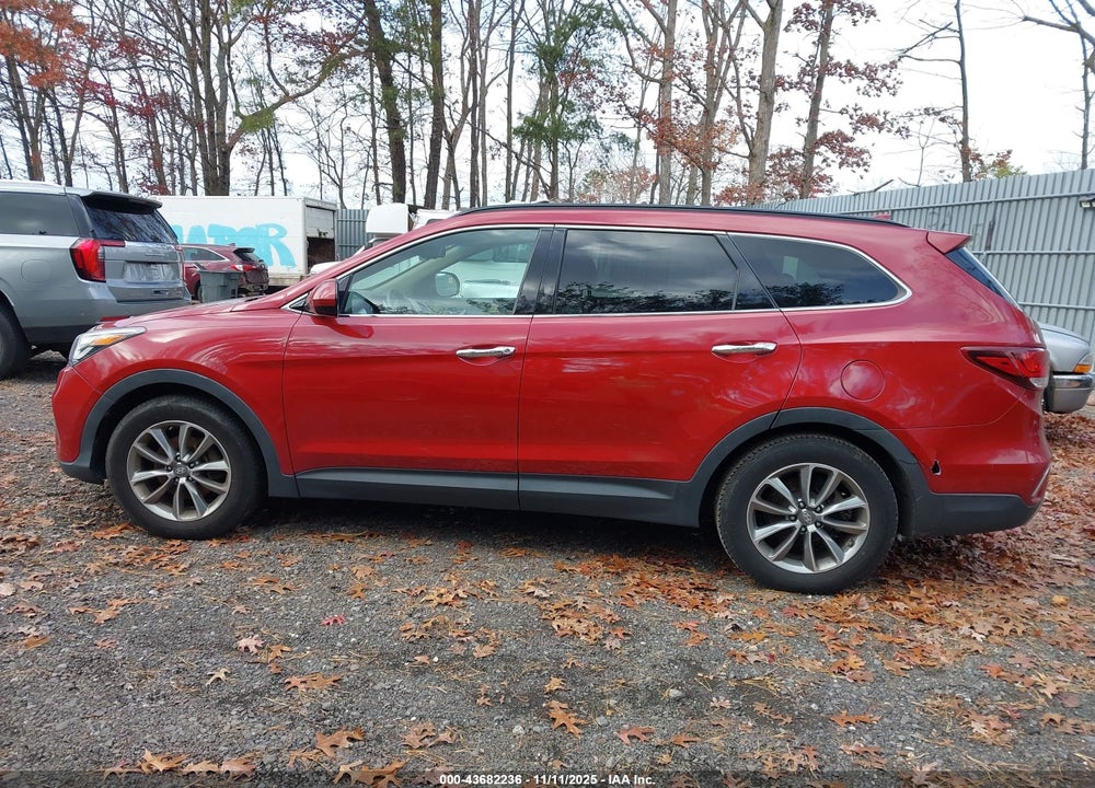 2017 HYUNDAI SANTA FE SE VIN: KM8SMDHF1HU238369