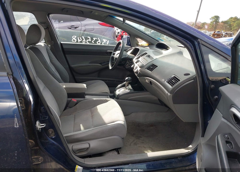 2008 HONDA CIVIC VIN: 2HGFA16588H521105