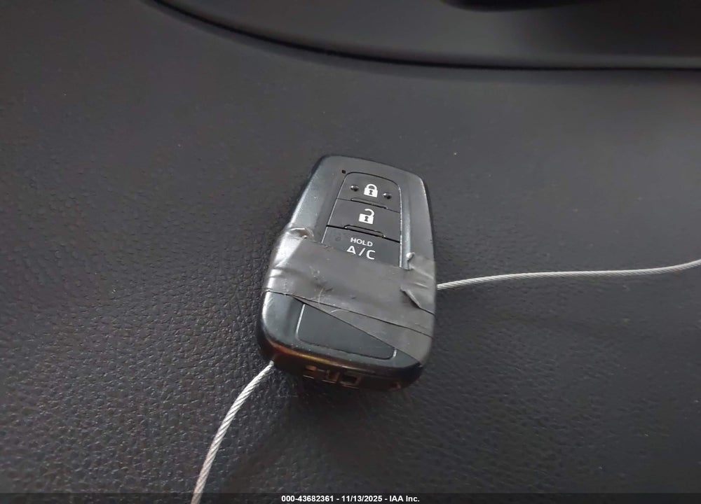 2021 TOYOTA PRIUS PRIME LE VIN: JTDKAMFP0M3176522