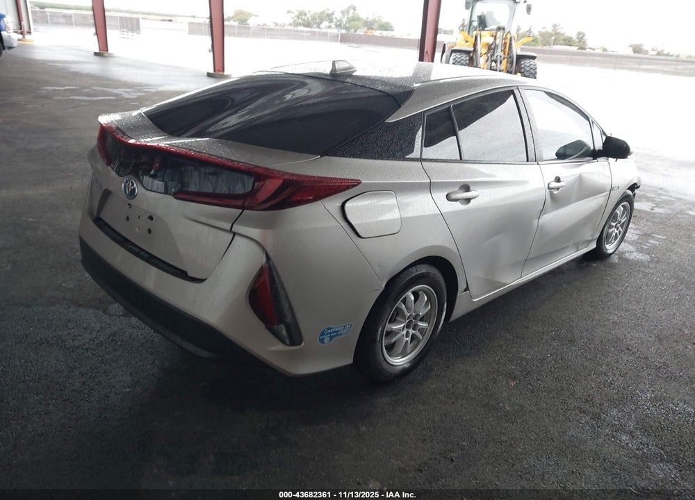 2021 TOYOTA PRIUS PRIME LE VIN: JTDKAMFP0M3176522