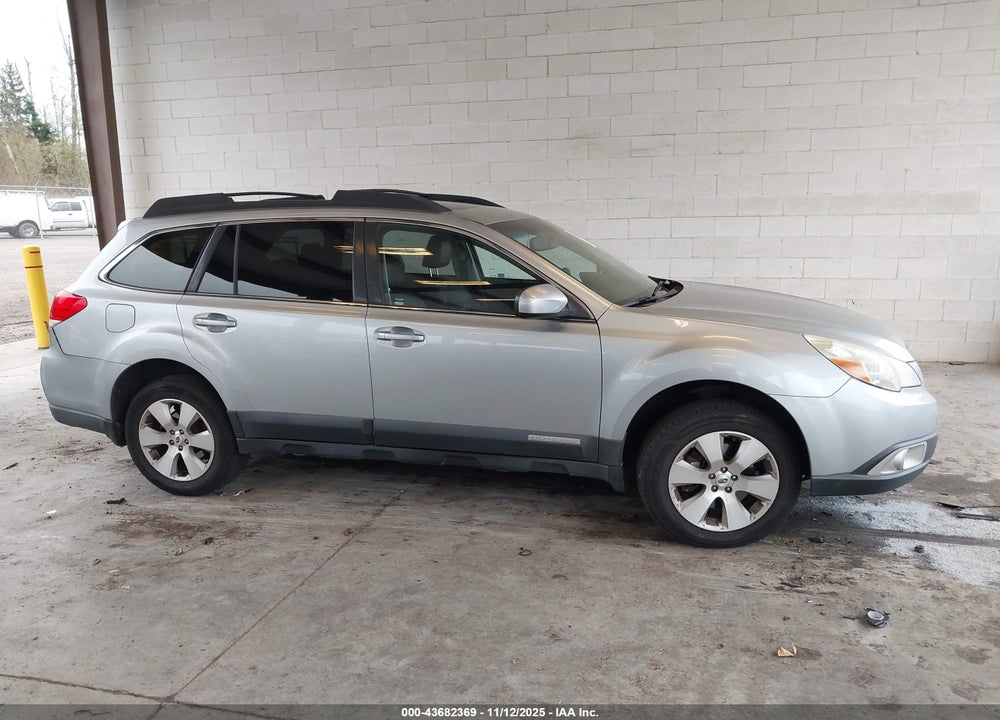 2012 SUBARU OUTBACK 3.6R LIMITED VIN: 4S4BRDLC9C2240017