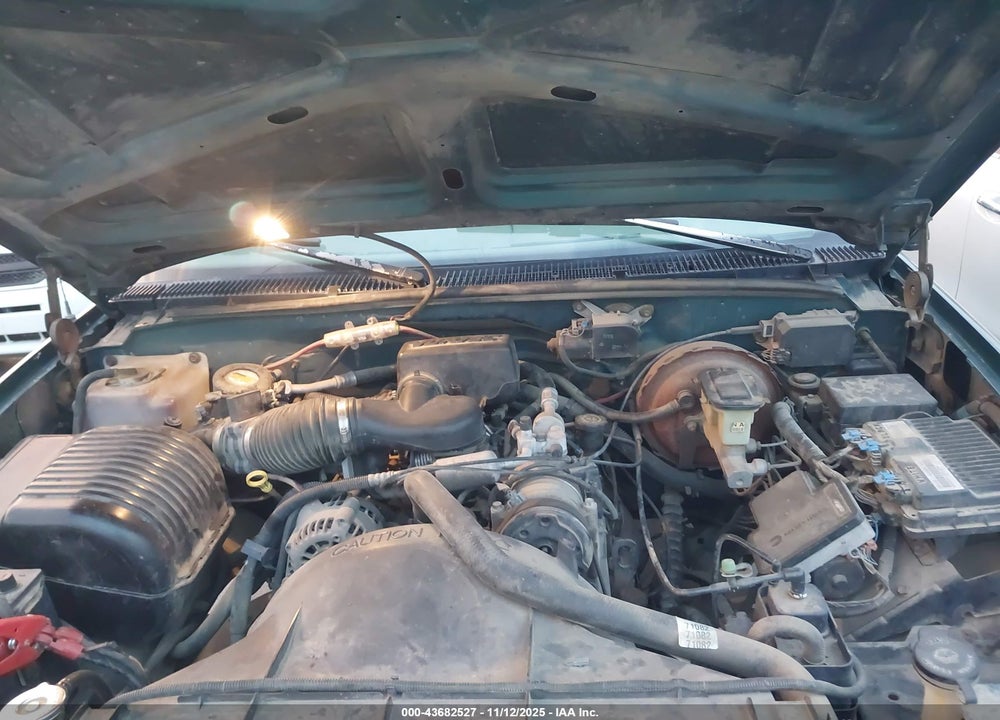 1997 CHEVROLET C1500 FLEETSIDE VIN: 1GCEC19WXVE246851