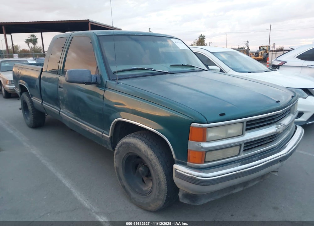 1997 CHEVROLET C1500 FLEETSIDE VIN: 1GCEC19WXVE246851