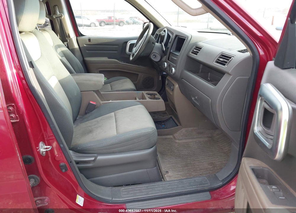 2006 HONDA RIDGELINE RT VIN: 2HJYK16296H552902