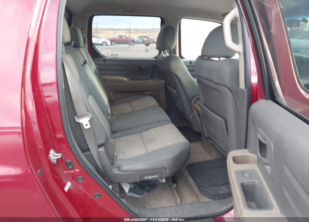 2006 HONDA RIDGELINE RT VIN: 2HJYK16296H552902