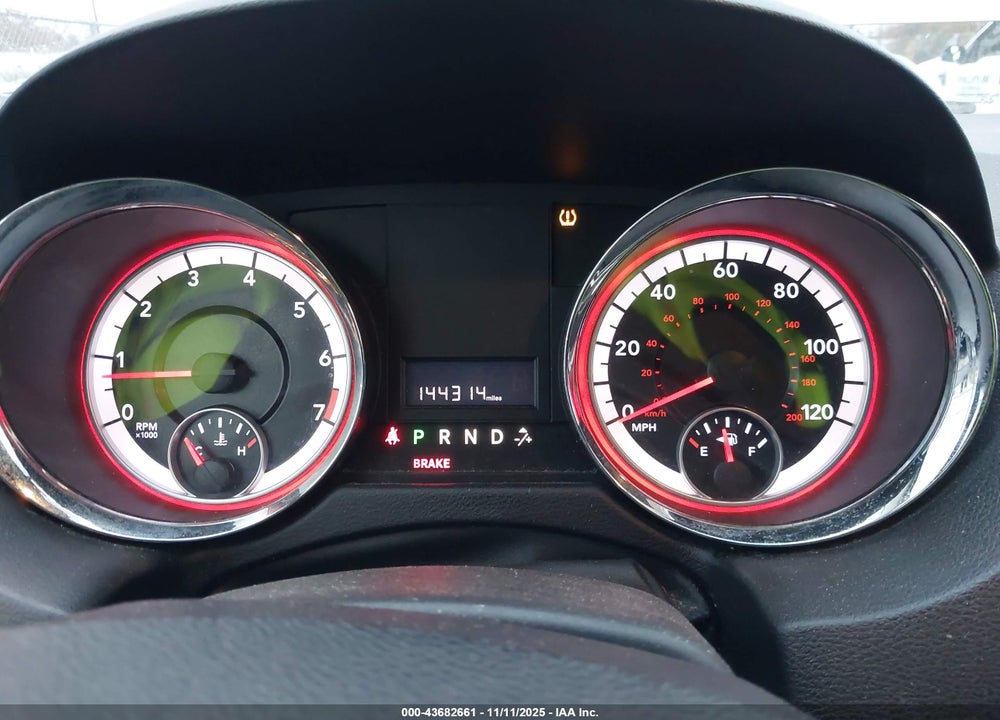 2012 DODGE GRAND CARAVAN SXT VIN: 2C4RDGCG2CR111060