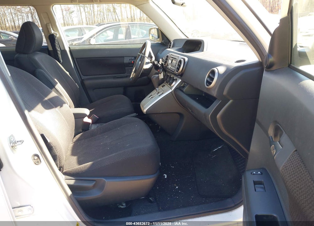 2010 SCION XB VIN: JTLZE4FE0A1114289