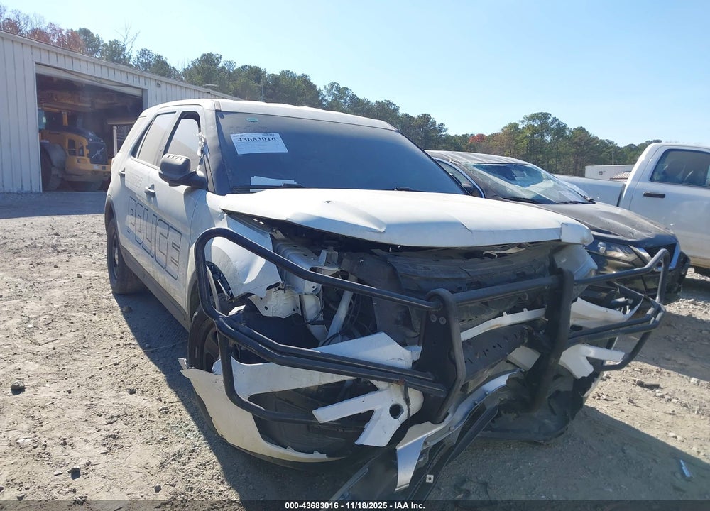 2018 FORD POLICE INTERCEPTOR VIN: 1FM5K8AR4JGA26617