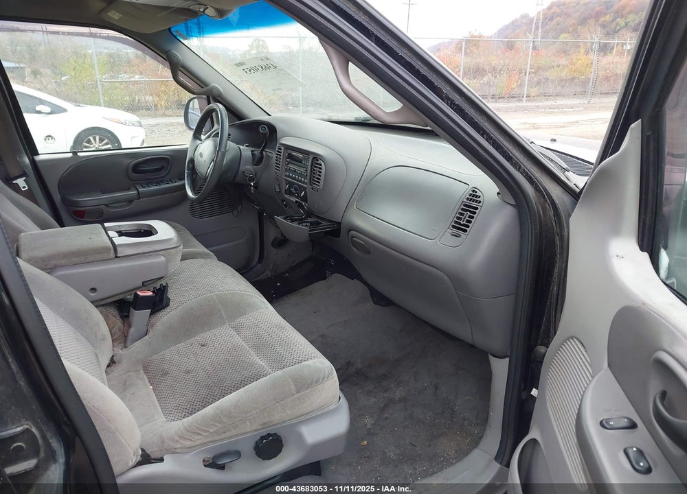 2001 FORD F-150 KING RANCH EDITION/LARIAT/XLT VIN: 1FTRW08L81KB67989