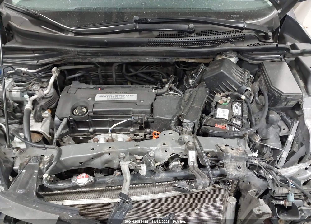 2015 HONDA CR-V VIN: 2HKRM4H75FH682258