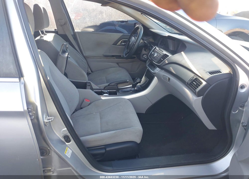 2013 HONDA ACCORD LX VIN: 1HGCR2F3XDA079713