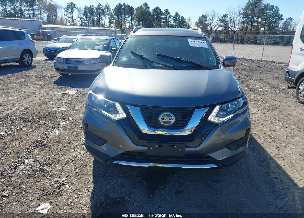 2018 NISSAN ROGUE SV VIN: JN8AT2MV9JW301981