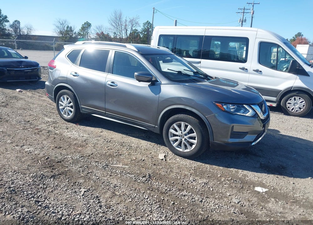 2018 NISSAN ROGUE SV VIN: JN8AT2MV9JW301981