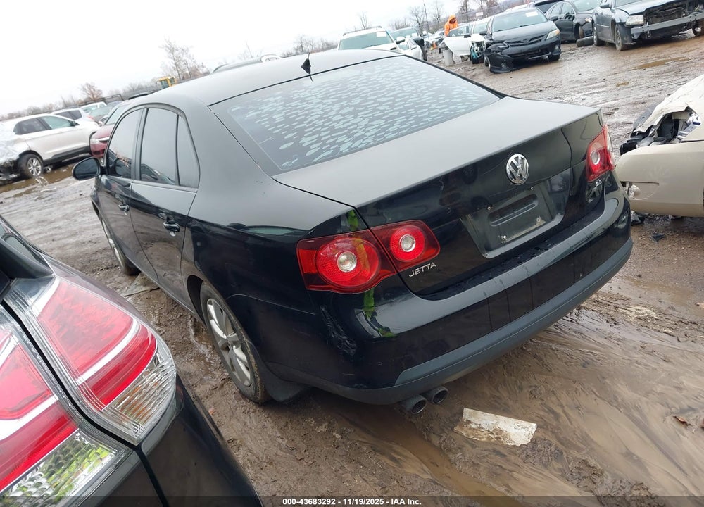 2010 VOLKSWAGEN JETTA LIMITED EDITION VIN: 3VWRZ7AJ6AM135704