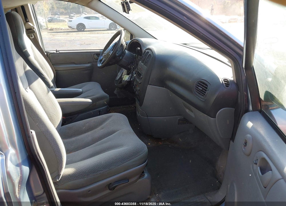 2005 DODGE GRAND CARAVAN SE VIN: 1D4GP24R15B350573