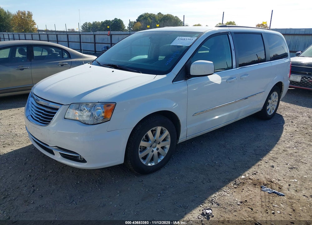 2015 CHRYSLER TOWN & COUNTRY TOURING VIN: 2C4RC1BG4FR538018