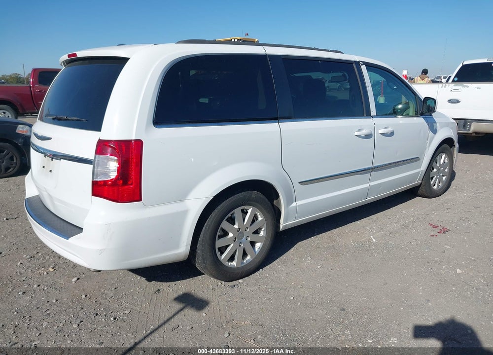 2015 CHRYSLER TOWN & COUNTRY TOURING VIN: 2C4RC1BG4FR538018