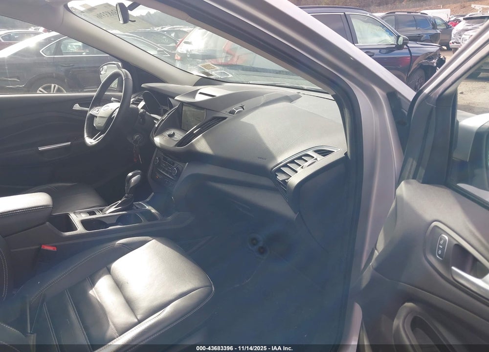2018 FORD ESCAPE VIN: 1FMCU9HD6JUD33497