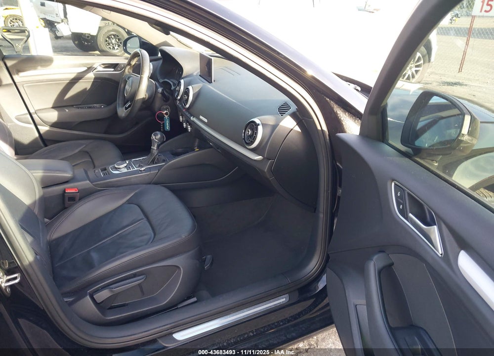 2017 AUDI A3 2.0T PREMIUM VIN: WAUAUGFF2H1052584