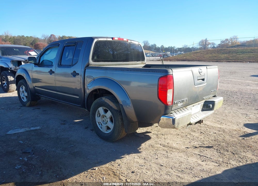 2005 NISSAN FRONTIER SE VIN: 1N6AD07W15C434644