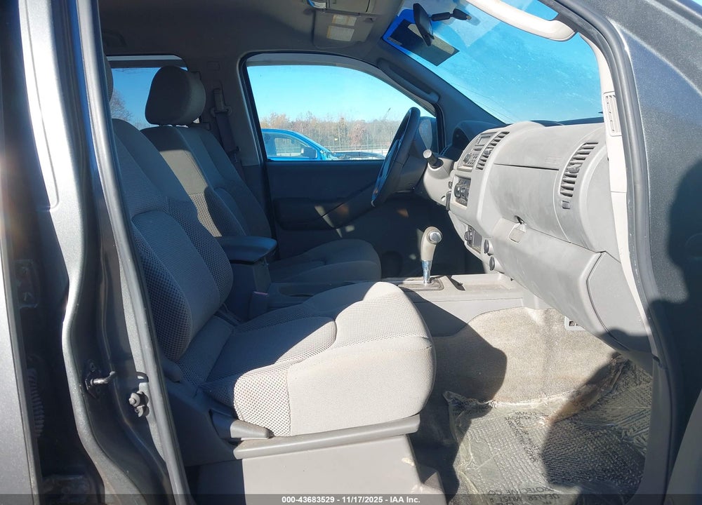 2005 NISSAN FRONTIER SE VIN: 1N6AD07W15C434644