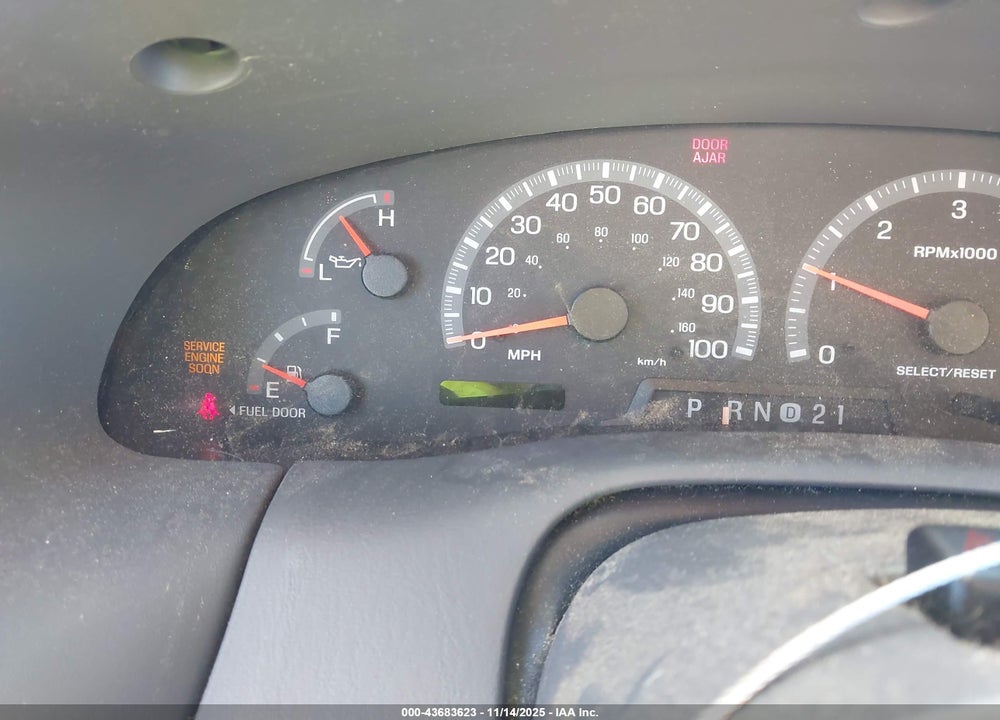 2002 FORD F-150 LARIAT/XLT VIN: 1FTRW08682KA73218