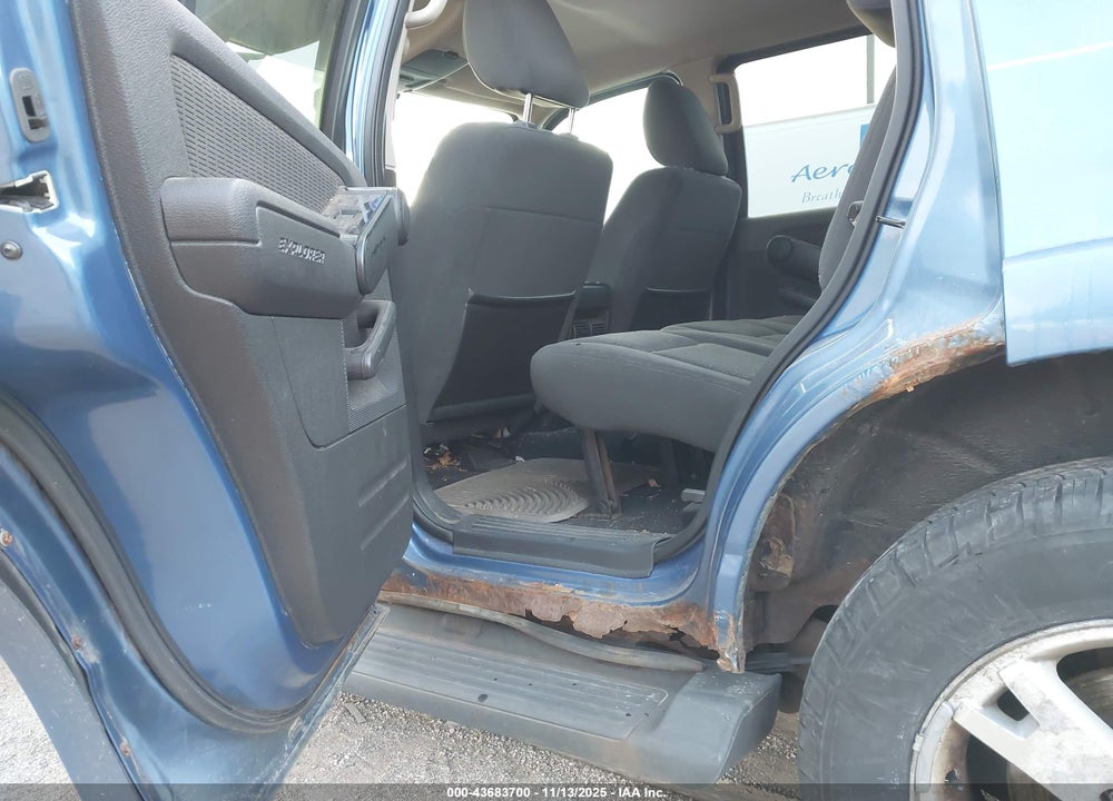 2009 FORD EXPLORER XLT VIN: 1FMEU73E99UA24440