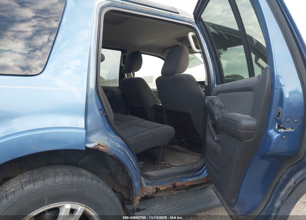 2009 FORD EXPLORER XLT VIN: 1FMEU73E99UA24440