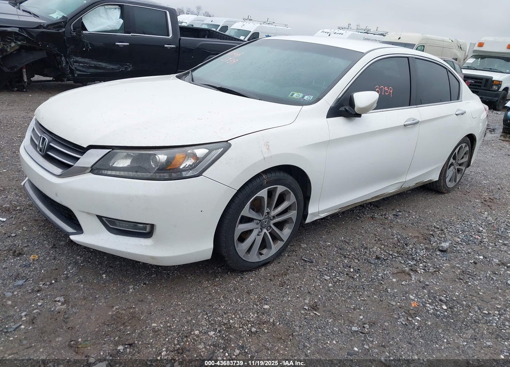 2013 HONDA ACCORD SPORT VIN: 1HGCR2F57DA102026