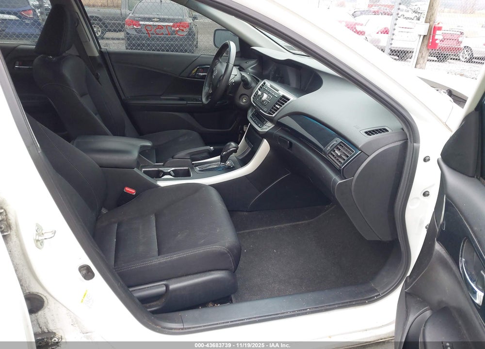 2013 HONDA ACCORD SPORT VIN: 1HGCR2F57DA102026