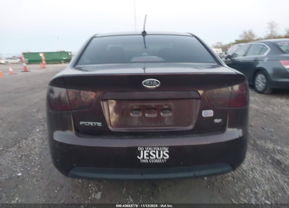 2010 KIA FORTE EX VIN: KNAFU4A24A5835803