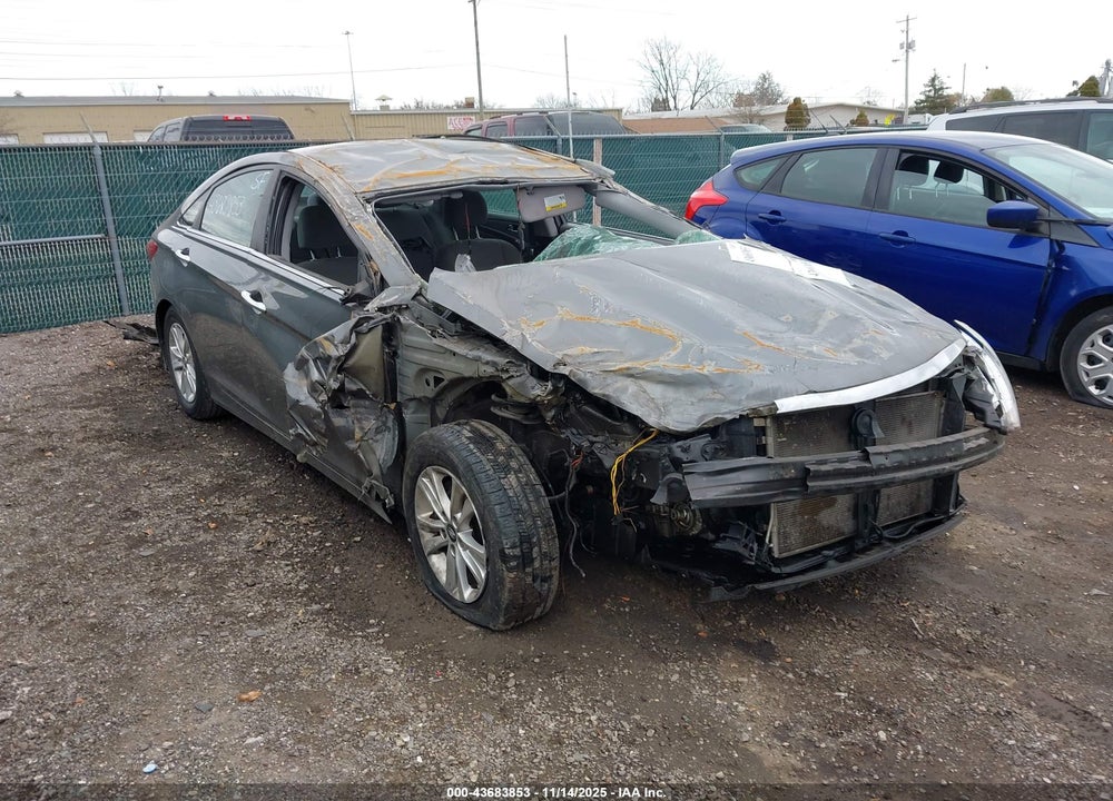 2013 HYUNDAI SONATA GLS VIN: 5NPEB4AC7DH544066