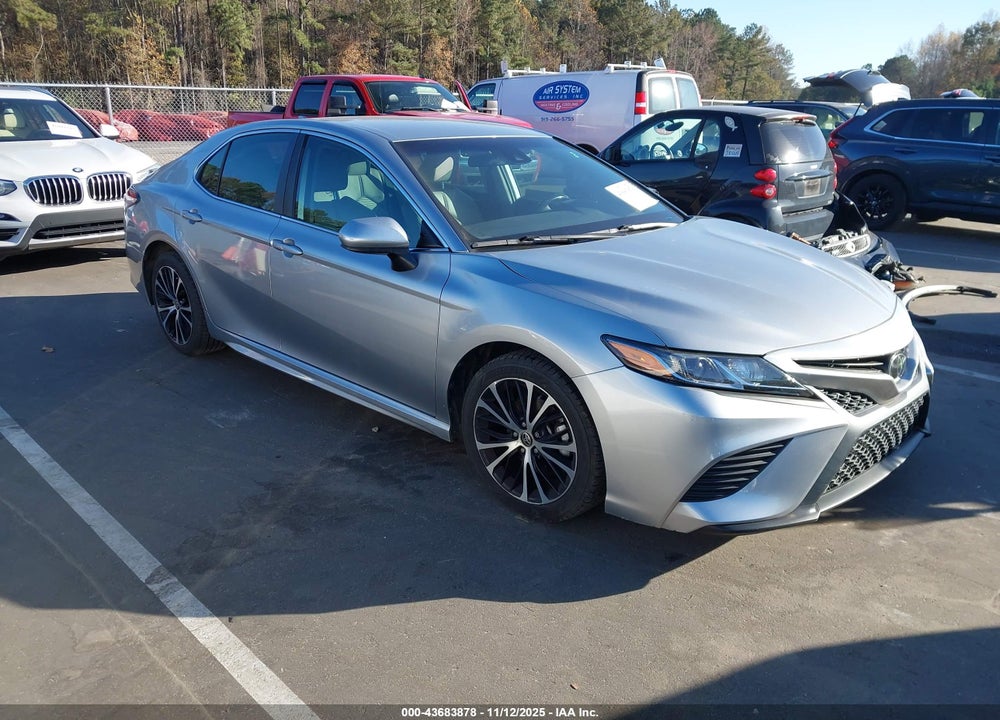 2020 TOYOTA CAMRY SE VIN: 4T1G11AK2LU988747
