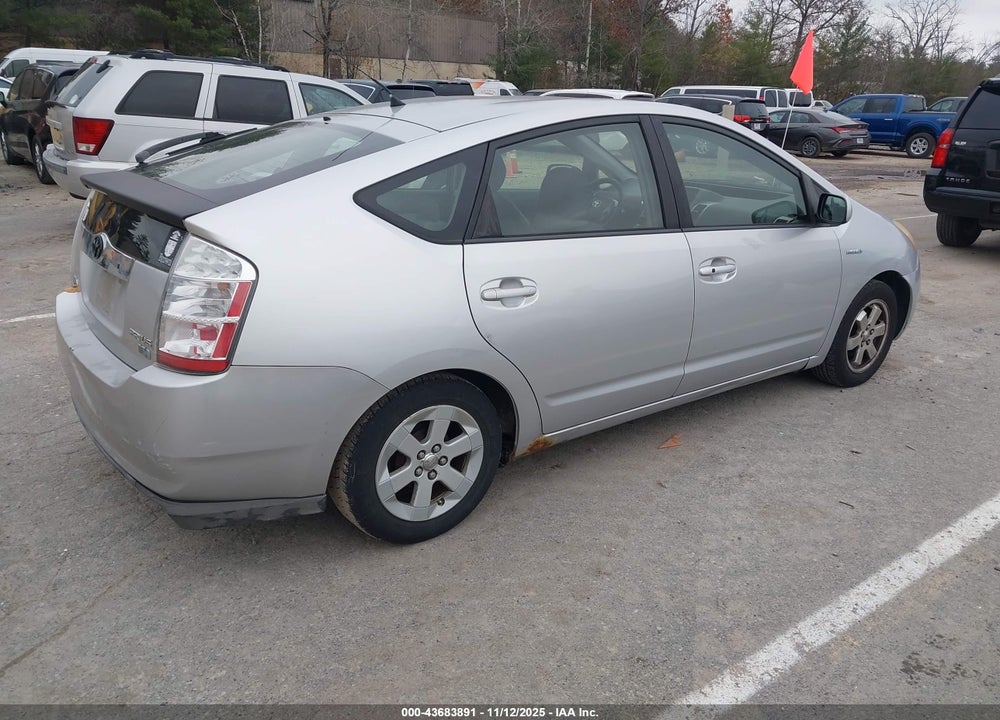 2008 TOYOTA PRIUS VIN: JTDKB20U383358561