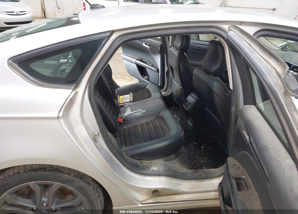 2018 FORD FUSION VIN: 3FA6P0LUXJR219771