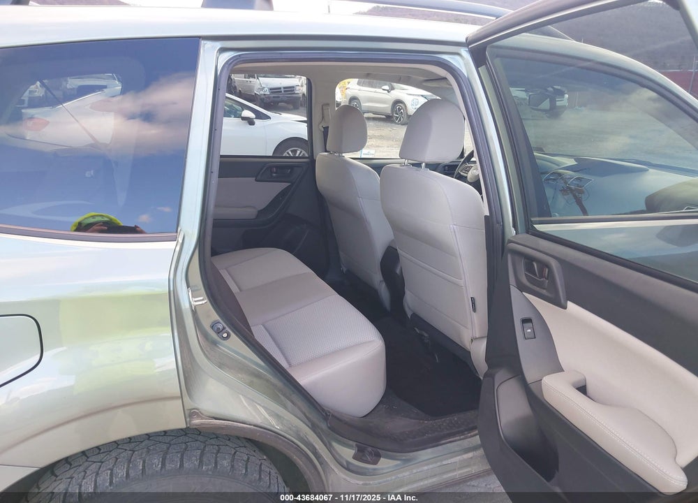 2016 SUBARU FORESTER VIN: JF2SJADC2GH503395