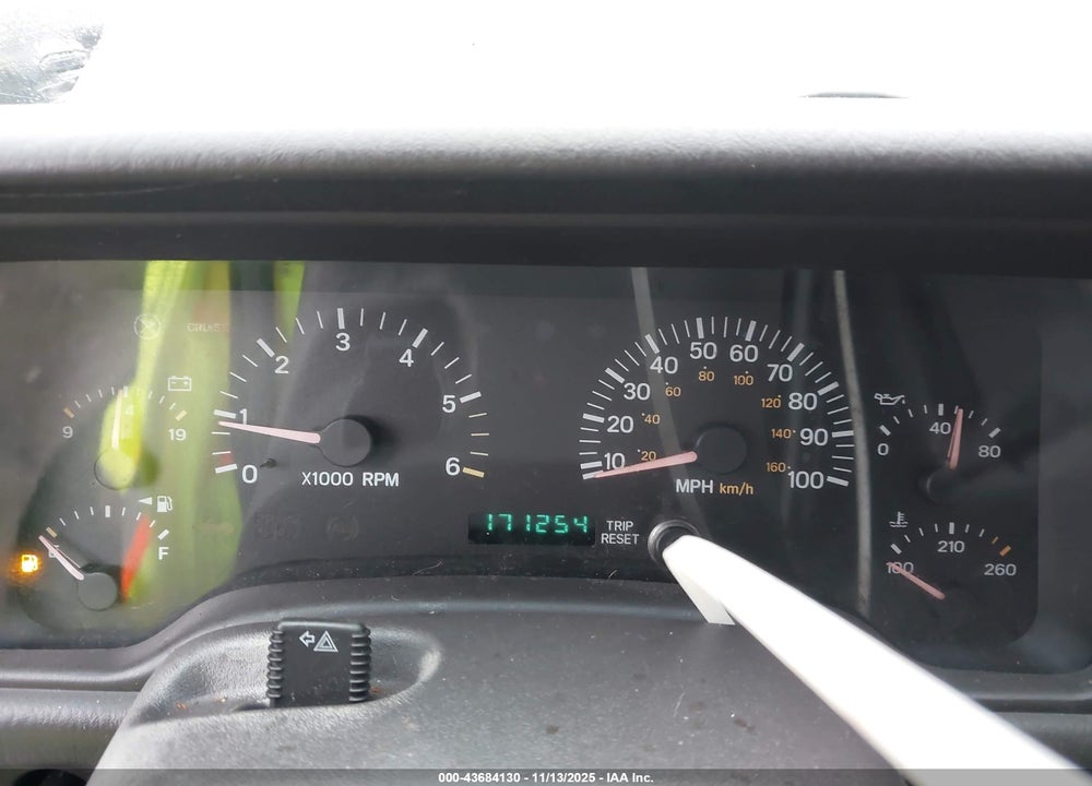 2001 JEEP CHEROKEE SPORT VIN: 1J4FF48S51L621203