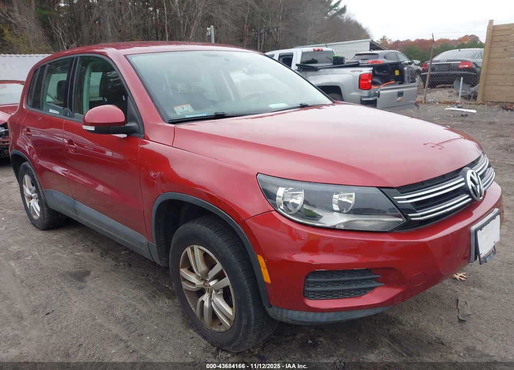 2012 VOLKSWAGEN TIGUAN S VIN: WVGAV7AX9CW004667