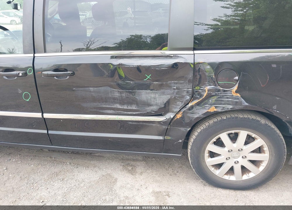 2014 CHRYSLER TOWN & COUNTRY TOURING VIN: 2C4RC1BG2ER449403