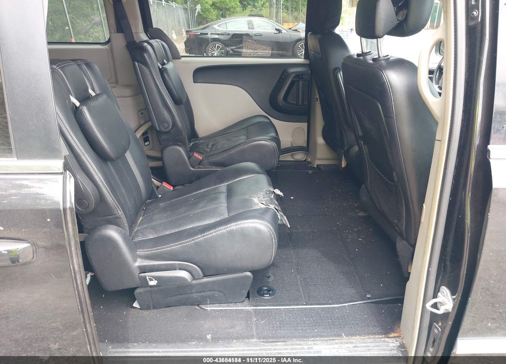 2014 CHRYSLER TOWN & COUNTRY TOURING VIN: 2C4RC1BG2ER449403