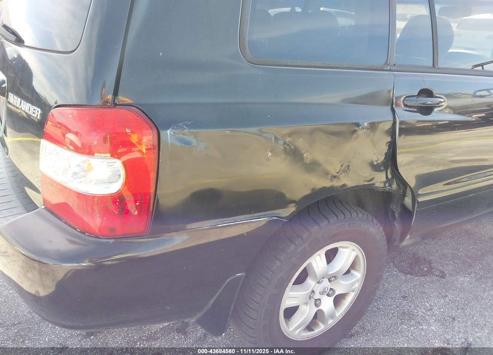 2003 TOYOTA HIGHLANDER LIMITED V6 VIN: JTEHF21A730108491
