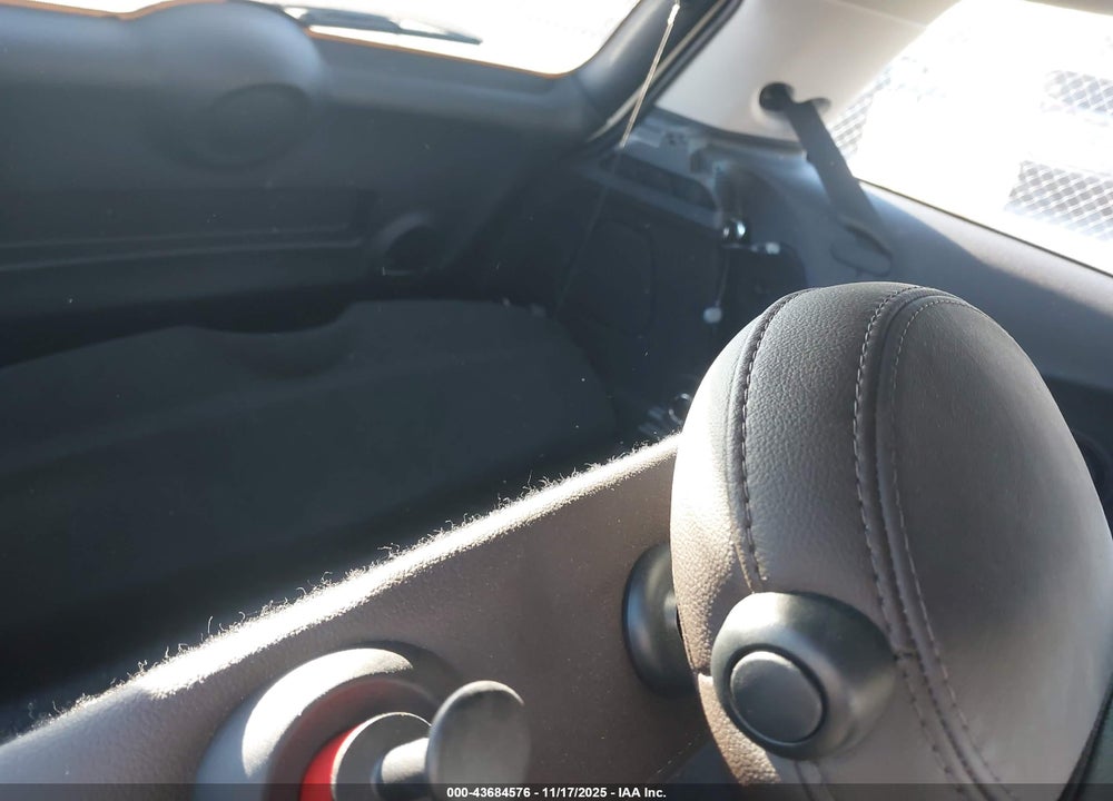 2017 MINI HARDTOP COOPER S VIN: WMWXP7C52H3C61781