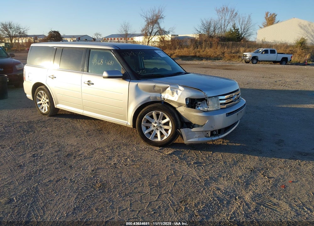 2009 FORD FLEX SEL VIN: 2FMDK52C09BB02602