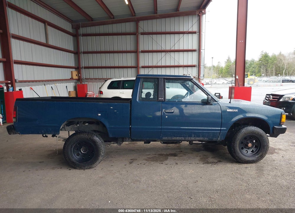 1985 NISSAN 720 KING CAB VIN: JN6ND06Y0FW010876