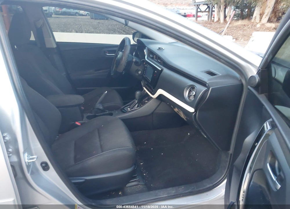 2017 TOYOTA COROLLA IM VIN: JTNKARJE1HJ533951