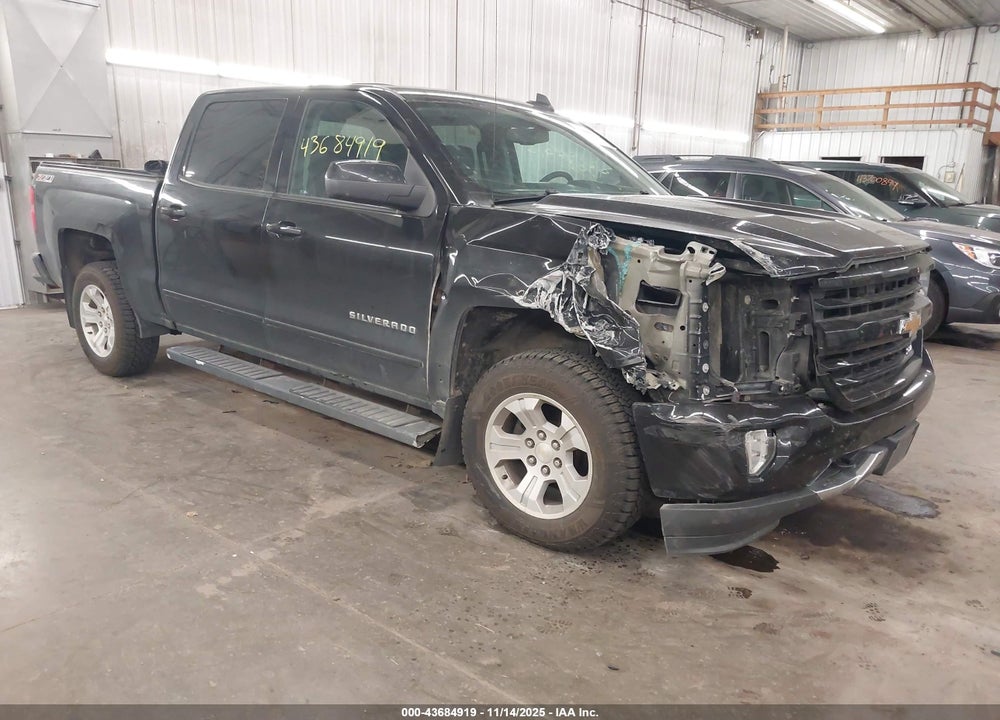 2017 CHEVROLET SILVERADO 1500 2LT VIN: 3GCUKREC3HG497765